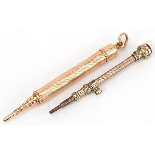 713 - Two Victorian gold plated propelling pencils, the largest 6cm in length extended, total weight 8.0g