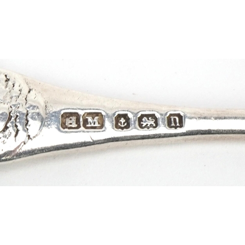 2413 - Sporting interest teaspoons comprising two silver golfing interest and three silver plated and ename... 