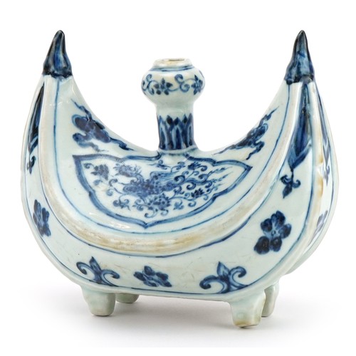 2631 - Chinese Islamic blue and white porcelain four footed candle holder hand painted with flowers, 20cm i... 