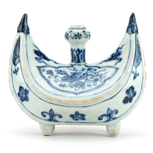 2631 - Chinese Islamic blue and white porcelain four footed candle holder hand painted with flowers, 20cm i... 