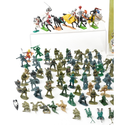 1176 - Vintage toys including toy soldiers, Timpo toys and Britains