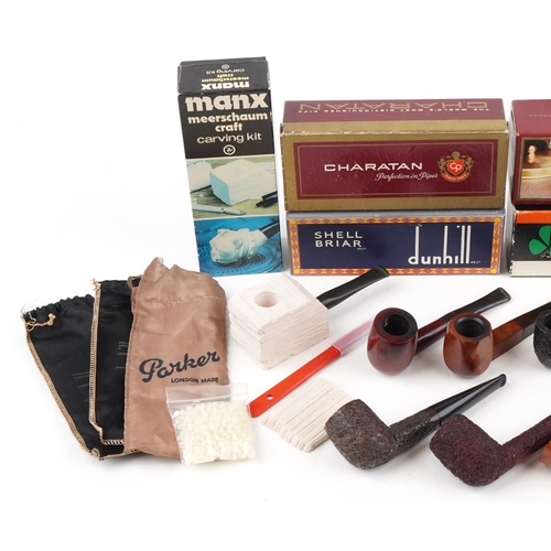 1302 - Briar tobacco smoking pipes including Dunhill Shell, Parker Royal, Hardcastle, Peterson's, Charatan,... 