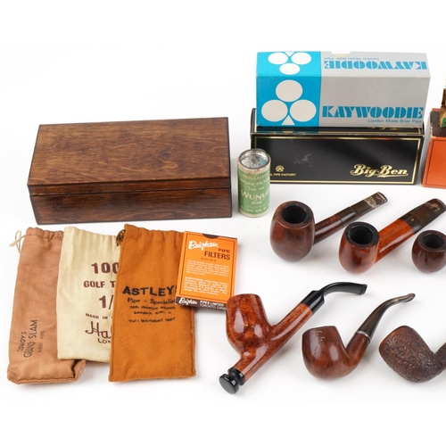 1304 - Predominantly briar tobacco smoking pipes including Pyko, Invicta, Wunup and Comoys