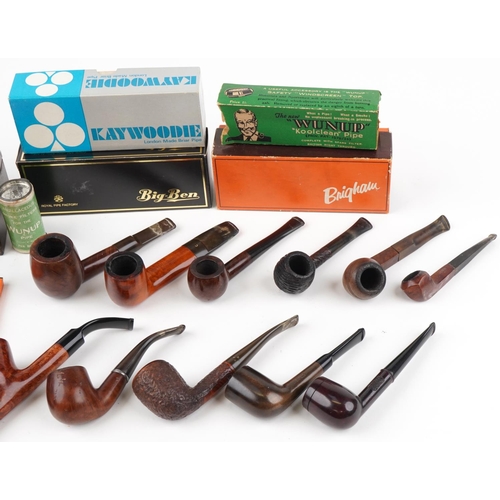 1304 - Predominantly briar tobacco smoking pipes including Pyko, Invicta, Wunup and Comoys