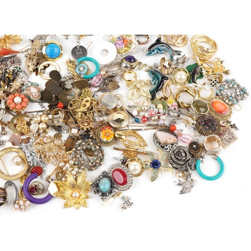 3734 - Extensive collection of predominantly costume jewellery earrings and brooches, some jewelled and ena... 