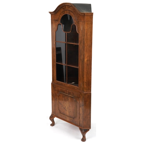 2096 - Queen Anne style walnut corner cabinet, 166cm H x 75cm W x 45cm D