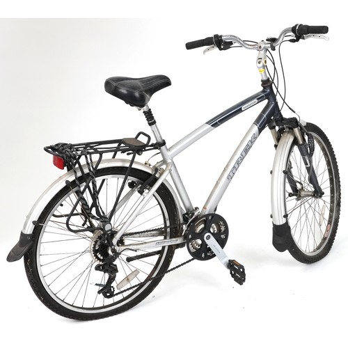 2164 - Ladies Trek Navigator 2.0 bicycle