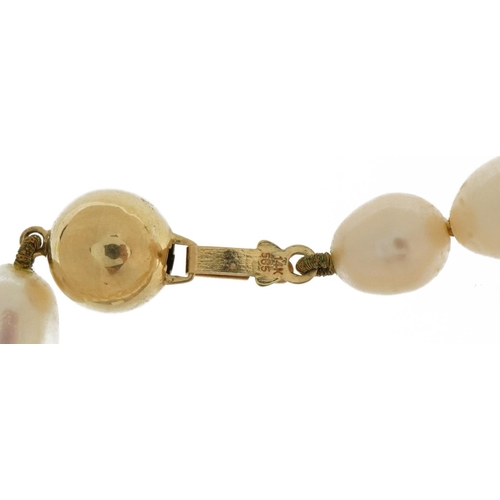 3480 - Freshwater pearl necklace with 9ct gold ball clasp, 80cm in length, 70.2g