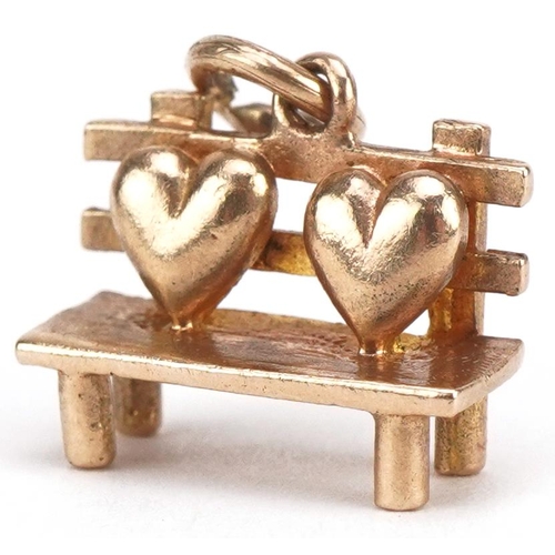 3661 - 9ct gold love heart bench charm, 1.4cm wide, 2.2g