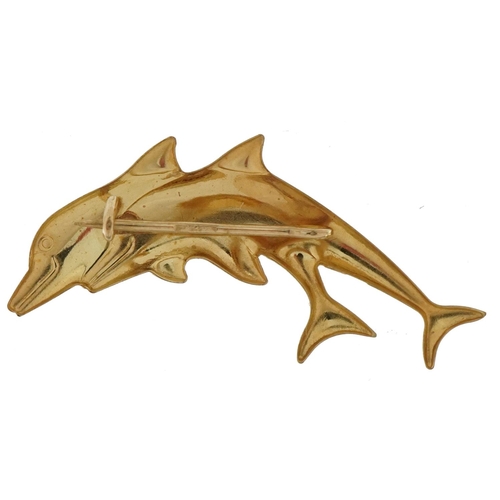 3546 - 9ct gold dolphin brooch, 3.6cm wide, 0.8g