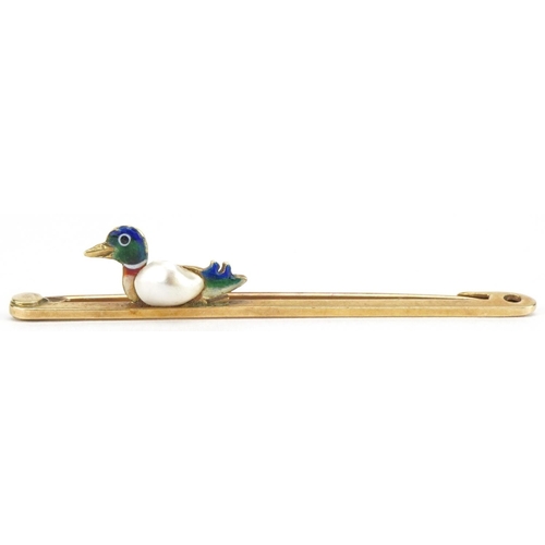 3440 - 15ct gold enamel and pearl duck bar brooch housed in a Goldsmiths & Silversmiths Company London fitt... 