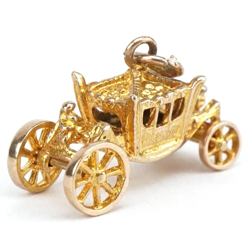 3467 - 9ct gold coronation coach charm, 1.7cm wide, 2.1g