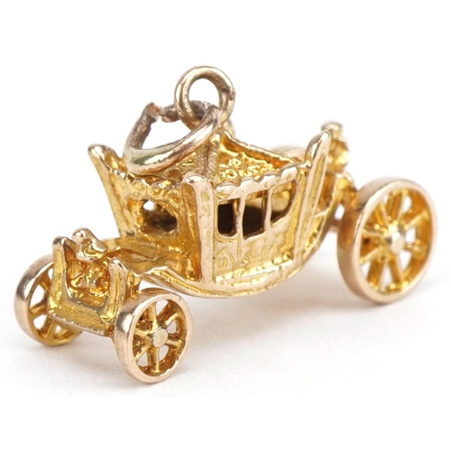 3467 - 9ct gold coronation coach charm, 1.7cm wide, 2.1g