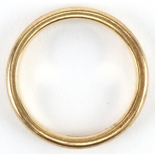 3059 - 22ct gold wedding band, size K, 4.2g