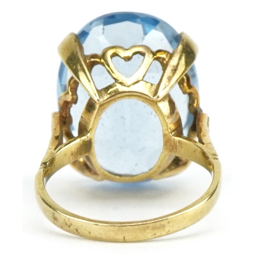 3187 - Large 9ct gold blue topaz solitaire ring, the topaz approximately 20.0mm x 15.10mm x 8.0mm deep, siz... 