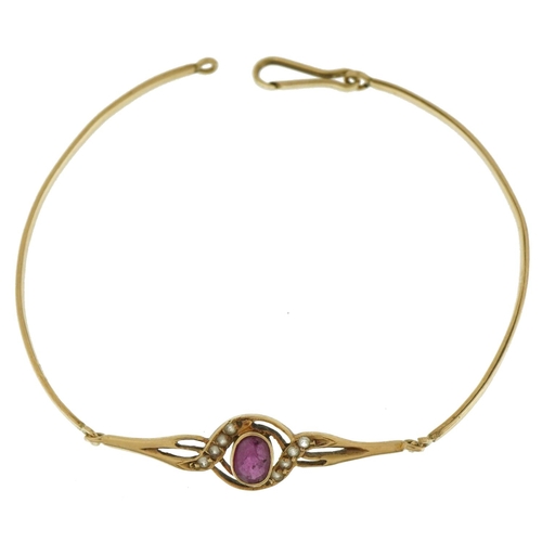 3621 - 14ct gold ruby and clear stone bracelet, approximately 16cm in length, 3.5g