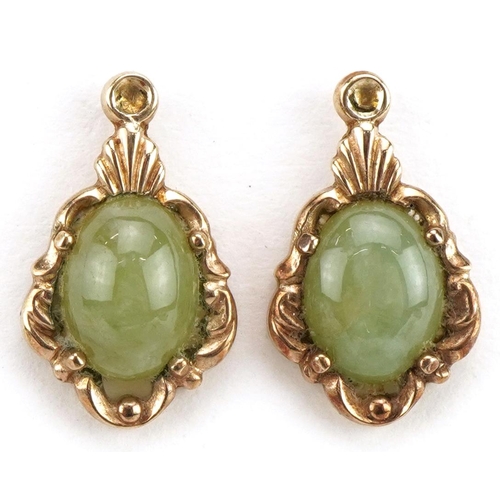 3540 - Pair of 9ct gold cabochon green jade stud earrings, 1.6cm high, 2.3g