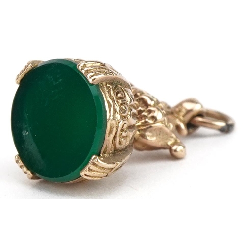 3678 - Victorian style 9ct gold green glass fob, 2.1cm high, 4.3g