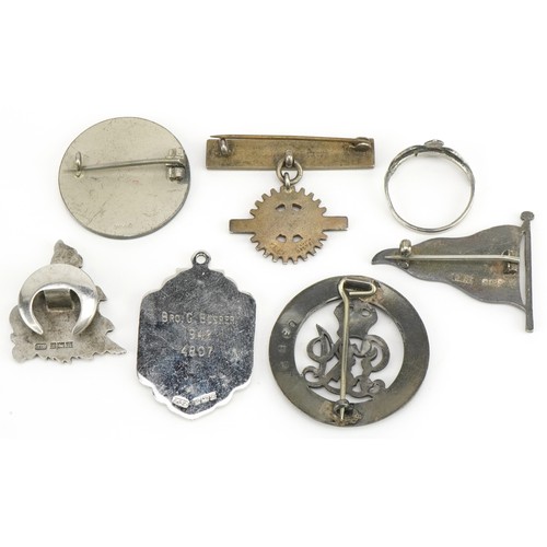 2360 - Silver jewels, brooches and badges, some enamel, including RAF sweetheart ring, Services Rendered ca... 