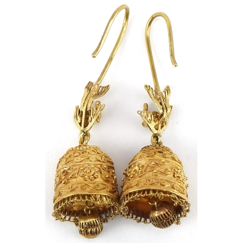 3029 - Pair of antique design unmarked gold bell and bird design filigree drop earrings, tests as 15ct gold... 