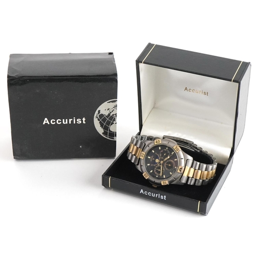 3683 - Accurist, gentlemen's Accurist SP40 chronograph wristwatch with box, the case numbered SR621SW, 37mm... 