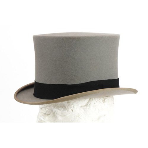 478 - Scott & Co top hat housed in a brown leatherette travel box, the top hat interior size 21cm x 17cm