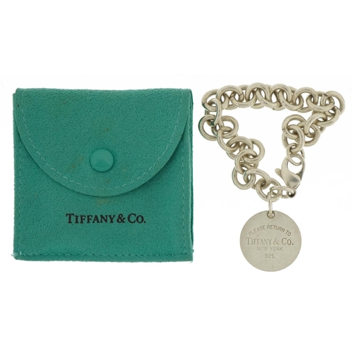 3464 - Tiffany & Co, silver bracelet with cloth pouch, 16cm in length, 37.2g