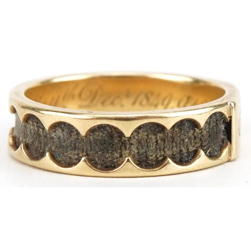 3032 - Victorian unmarked gold hairwork mourning ring engraved George Valentine Weeden OB 11th Dec 1849 at ... 