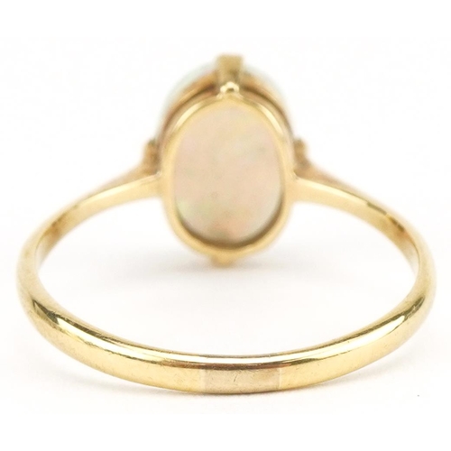 3107 - 18ct gold cabochon opal ring, size P/Q, 2.2g