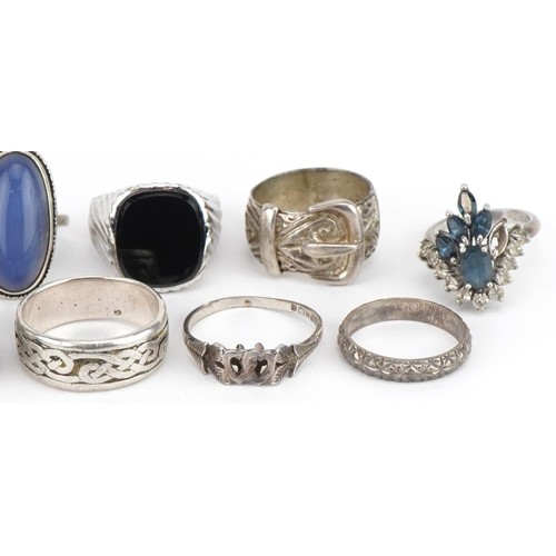 3660 - Twelve silver rings, some set with semi precious stones, including black onyx signet ring and cameo,... 