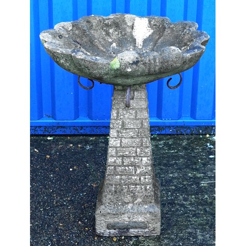 2217 - Garden stoneware shell shaped birdbath, 70cm high