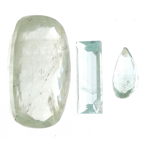 3687 - Three natural aquamarine gemstones with certificates