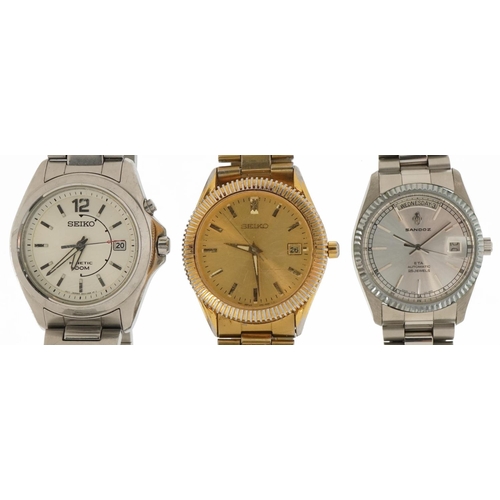 3471 - Three gentlemen's wristwatches comprising Seiko kinetic, Seiko and Sandoz E T A automatic