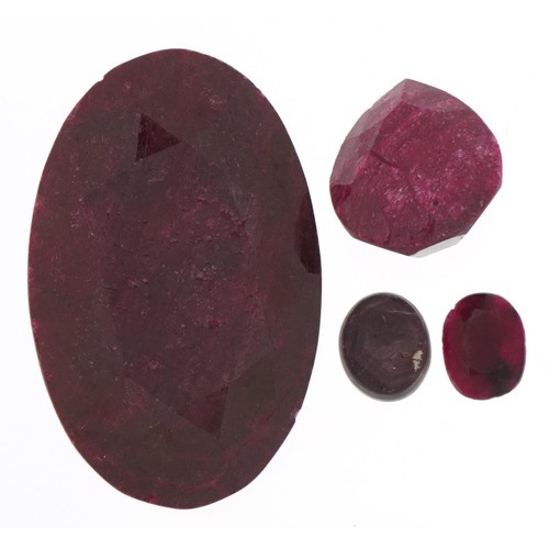 3646 - Four natural ruby gemstones with certificates including cabochon star ruby