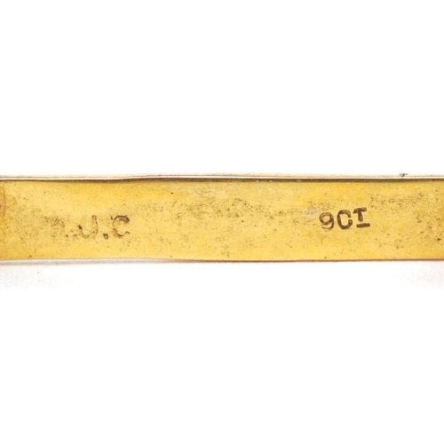 2646 - 9ct gold baby bar brooch, 3.3cm wide, 1.2g