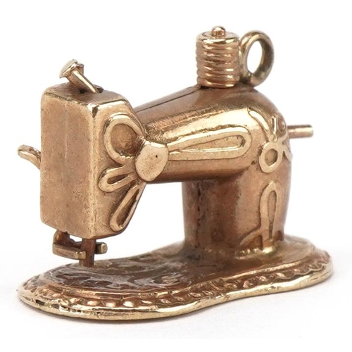 2025 - 9ct gold vintage Victorian sewing machine charm, 2.5cm in length, 5.0g