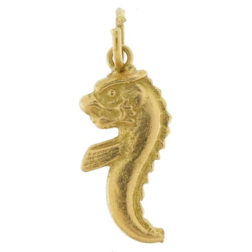 2612 - Continental 18ct gold mythical sea creature charm, 2.3cm high, 2.5g