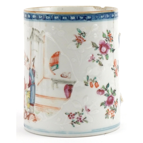 1133 - Chinese Canton export tankard hand painted in the famille rose palette with mother and children in a... 