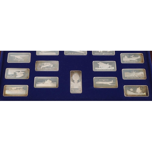 1182 - The Milestones of Manned Flight, twenty five solid silver ingots by The Birmingham Mint housed in a ... 