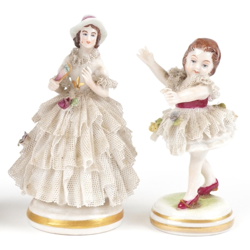 399 - Collectable china including pair of Dresden lace figurines and a Hungarian figurine by Hollohaza, th... 