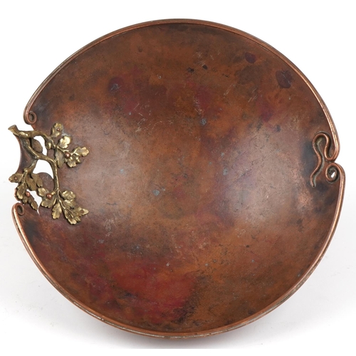 31 - Sam Fanaroff, Arts & Crafts style copper and brass centre bowl, impressed SF around the rim, 28.5cm ... 