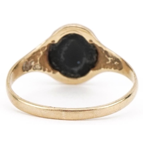 2611 - 9ct gold black onyx signet ring, size S, 1.8g