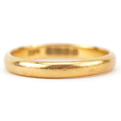 2633 - 22ct gold wedding band, size M/N, 3.3g