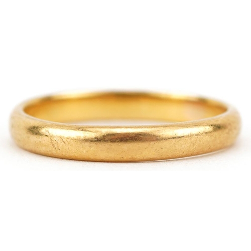 2633 - 22ct gold wedding band, size M/N, 3.3g