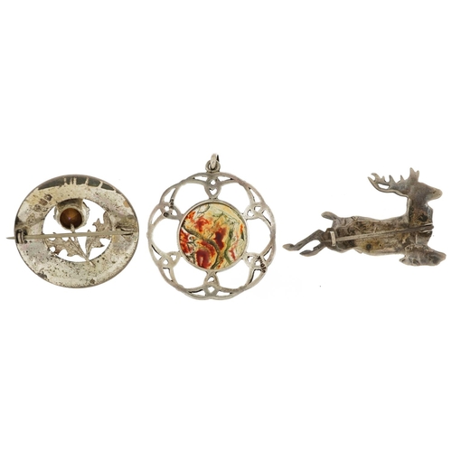 2755 - Scottish silver thistle brooch, agate pendant and silver stag brooch, 4.5cm wide, total 23.8g