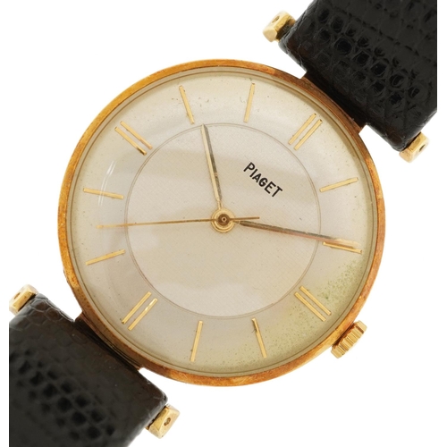 2210 - Piaget, gentlemen's 18ct gold manual wristwatch, the case numbered 10981, 33mm in diameter, total we... 