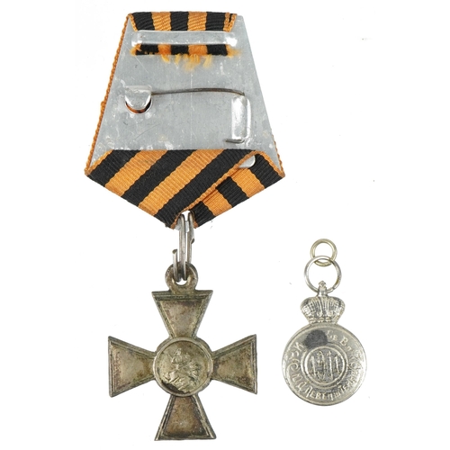 431 - Russian military interest Cross of St George 4th Class and medallion