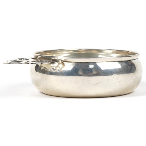 100 - Lunt, sterling silver porringer numbered 589, 16cm in length, 104.0g