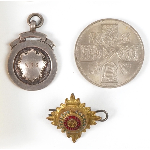 417 - British military World War I and World War II militaria including 1914-18 War medal awarded to M2-05... 