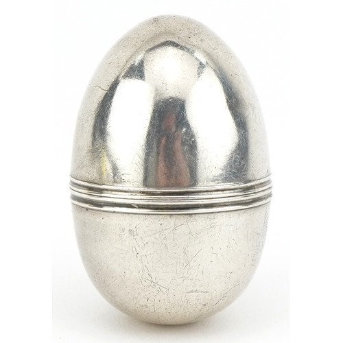 George III silver nutmeg grater in the form of an egg, SM maker's mark, London 1792, 4cm high, 15.3g